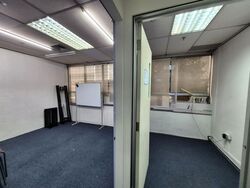 North Bridge Centre (D7), Office #604754611